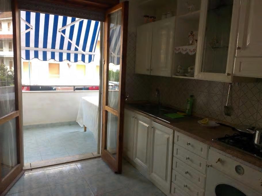 Trilocale A 800 Metri Dal Mare Apartment Скалеа Екстериор снимка